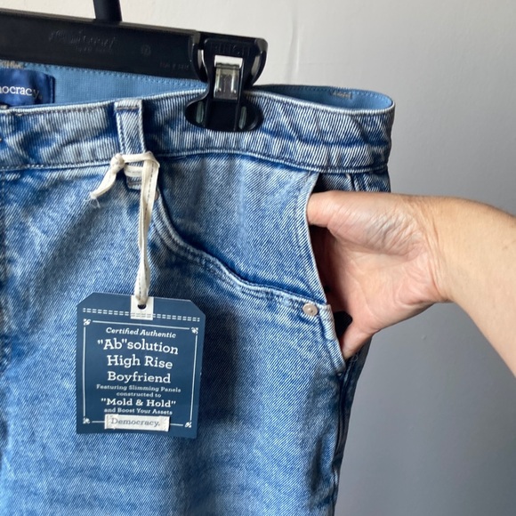 Democracy absolution high rise boyfriend jean slimming panels Denim Jean 14P - Picture 10 of 17